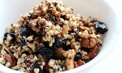 Ajda s suhim sadjem za hujšanje